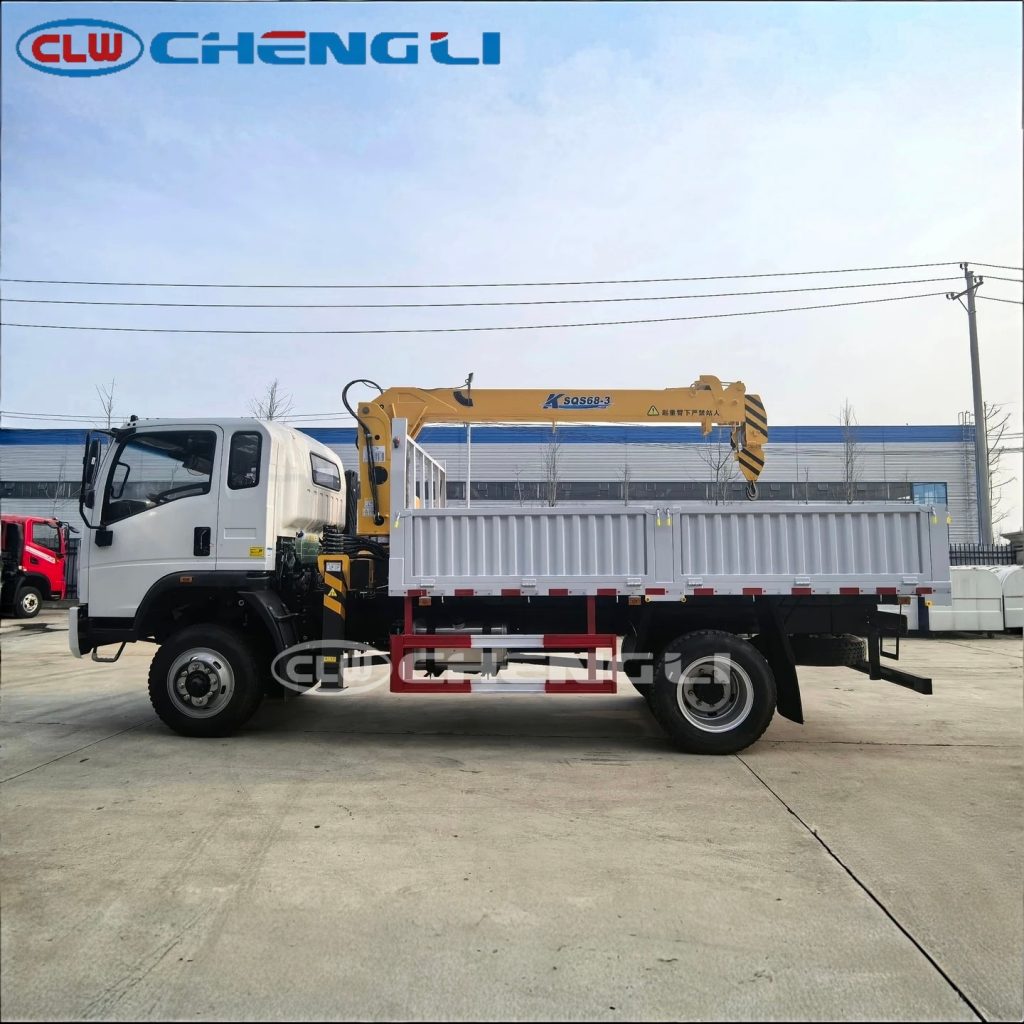 HOWO 3.2-Ton Truck Mounted Crane