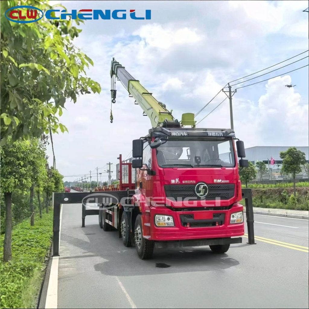 Shacman Delong 16 Ton Truck Mounted Crane Front View