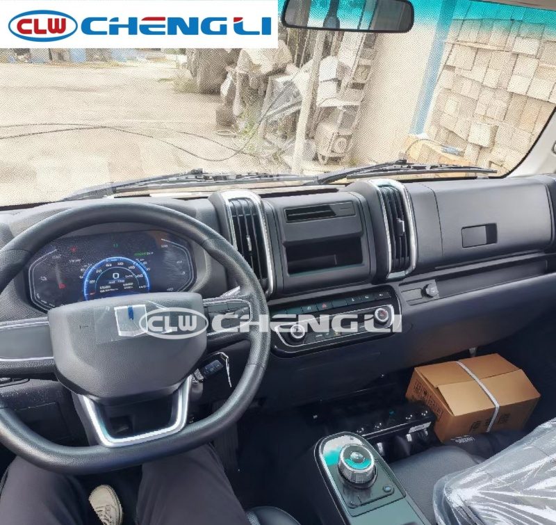4x2 GEELY Electric Refrigerated Truck