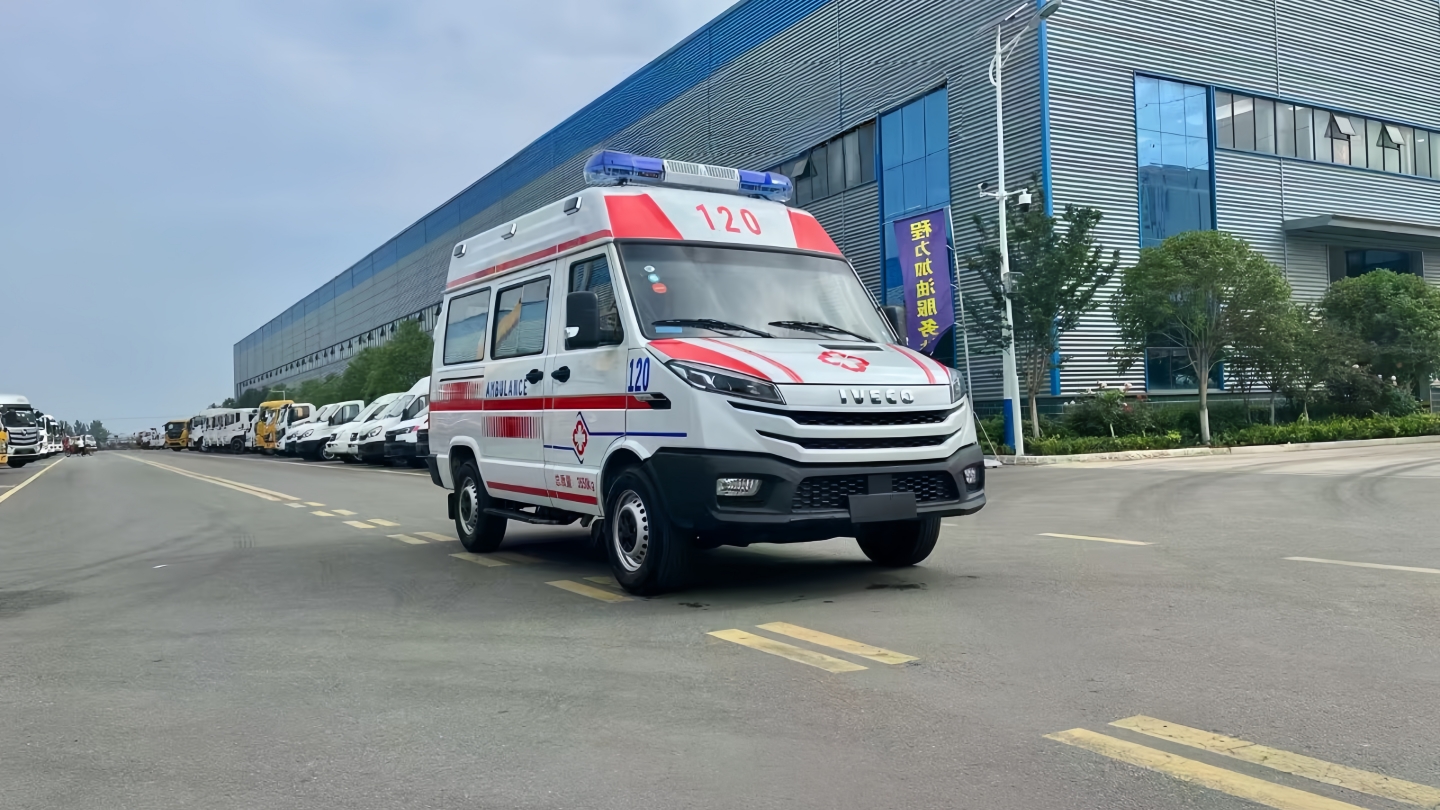 4x2 Iveco Daily ambulance