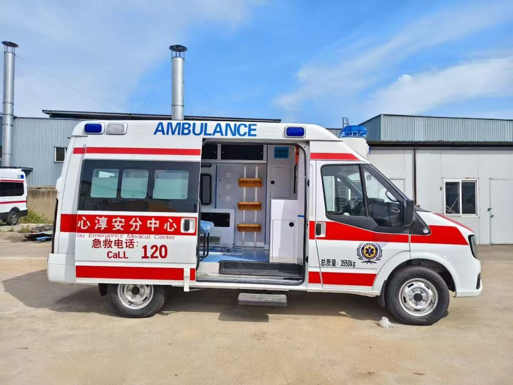 Emergency Ambulance vs Patient Transport Ambulance
